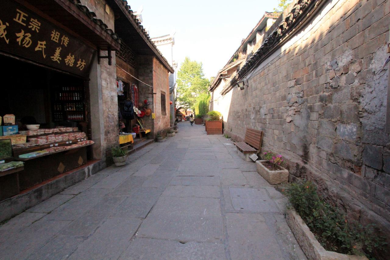 凤凰又见青檐民宿 Экстерьер фото